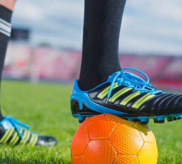 Guida Scarpe Sportive 2025: Comfort, Aderenza, Sicurezza